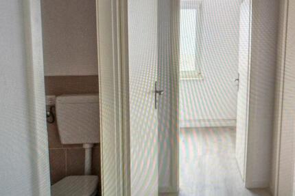 Hübsche 3-Zi. Wohnung frisch renoviert 3 zimmer