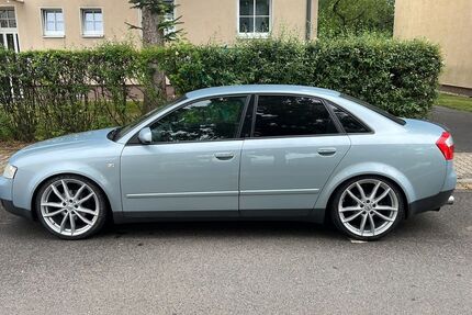 Audi A4 220.000 km 4.200 &euro; Neukieritzsch 04575