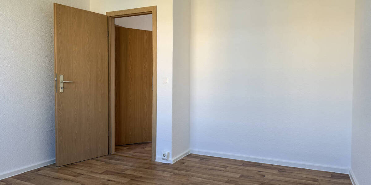 Etagenwohnung Bad Dürrenberg - 3 Zimmer, 60 m&sup2;, 381&euro; | Angebot:26450229