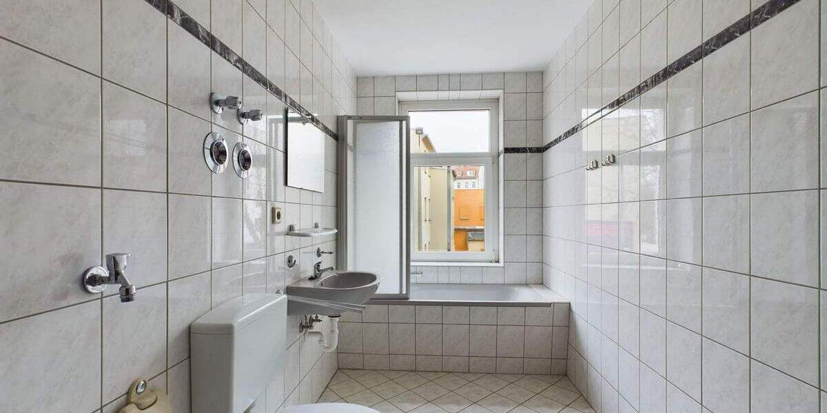 Etagenwohnung Leipzig Schönefeld-Abtnaundorf - 4 Zimmer, 118 m&sup2;, 1.300&euro; | Angebot:25801574