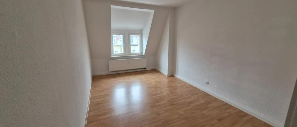 Etagenwohnung Leipzig Südwest - 5 Zimmer, 137 m&sup2;, 1.301&euro; | Angebot:26266393