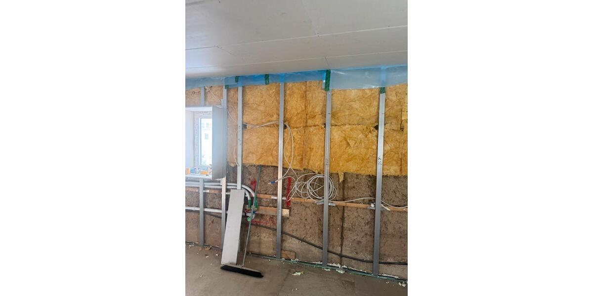 Erdgeschoßwohnung Landsberg - 6 Zimmer, 200 m&sup2;, 1.800&euro; | Angebot:25273003