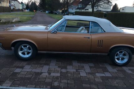 Pontiac GTO 68.000 km 32.900 &euro; Merseburg 06217