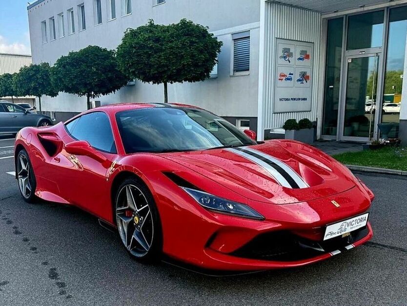 F8