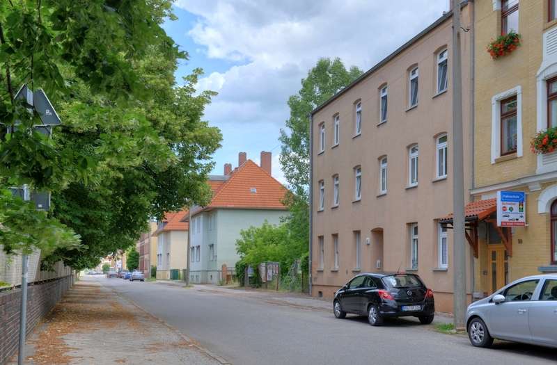 Wohnung zum Mieten in Halle 320 € 47.04 m²