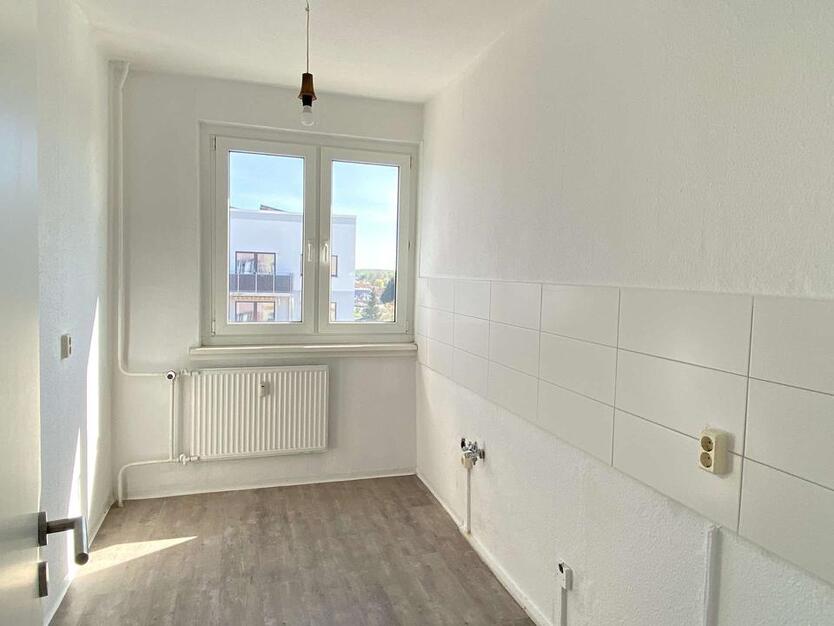 +++Neu saniert mit hellen Räumen+++