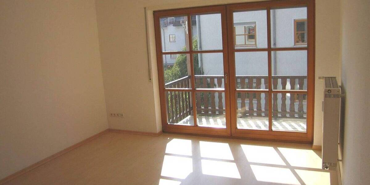 Etagenwohnung Leuna Günthersdorf - 3 Zimmer, 73 m&sup2;, 124.900&euro; | Angebot:26319466