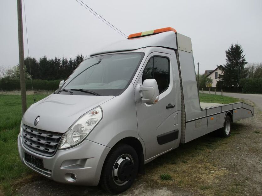 Renault Master 175.000 km 19.999 € Naunhof 04683
