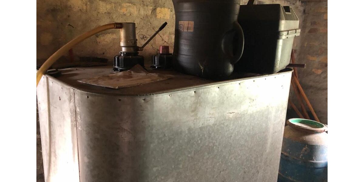 Reihenhaus Leipzig Nord - 10 Zimmer, 180 m&sup2;, 40.000&euro; | Angebot:26056546