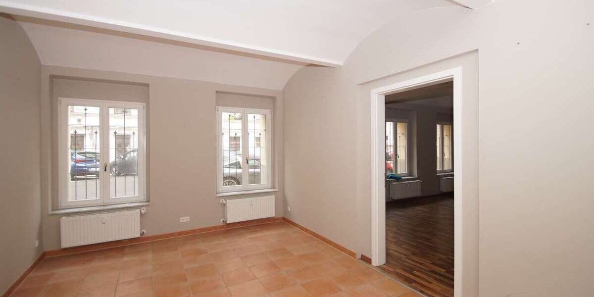 Erweiterung möglich! Büro- Praxiseinheit mit 77m² im Waldstraßenviertel! 3 zimmer