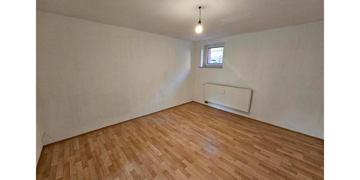 Etagenwohnung Delitzsch - 2 Zimmer, 36 m&sup2;, 345&euro; | Angebot:26167071