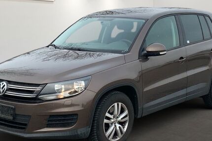 VW Tiguan 251.329 km 7.999 &euro; Brehna 06796