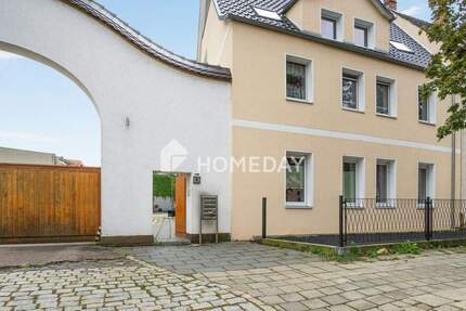 Haus Merseburg - 6 Zimmer, 750 m&sup2;, 490.000&euro; | Angebot:25696789