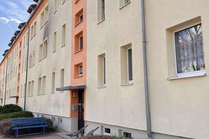 Wohnung Borna Neukirchen - 1 Zimmer, 30 m&sup2;, 350&euro; | Angebot:26891396