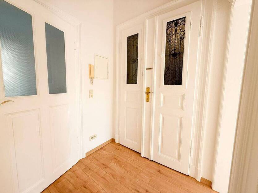 *sofort bezugsfrei* I lichtdurchflutete 2-Zimmer Wohnung I Tageslichtbad I Keller