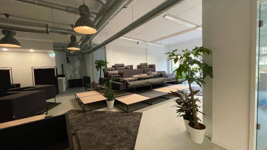 Moderner Coworkingspace Arbeiten der Zukunft Flexibilität pur - All-in-Miete