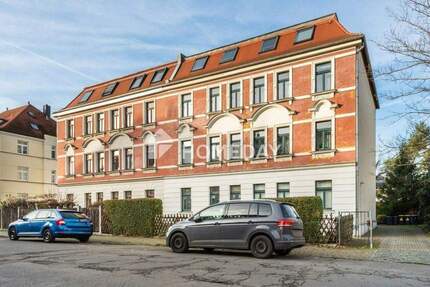 Charmantes Altbauwohnen mit Balkon in ruhiger Siedlungslage 2 zimmer
