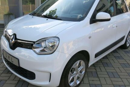 Renault Twingo 54.000 km 8.490 &euro; Lucka 04613
