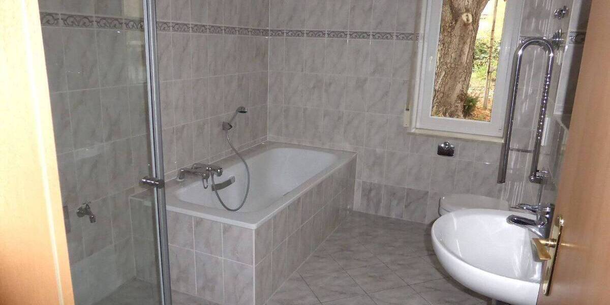 Etagenwohnung Eilenburg Eilenburg-Berg - 2 Zimmer, 67 m&sup2;, 483&euro; | Angebot:22675974