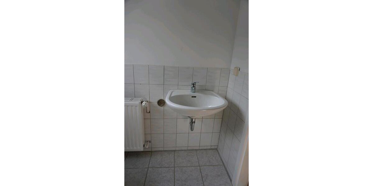 Dachgeschoßwohnung Leipzig Südost - 2 Zimmer, 39 m&sup2;, 390&euro; | Angebot:26540893