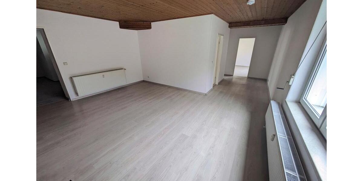 Erdgeschoßwohnung Eilenburg - 4 Zimmer, 104 m&sup2;, 572&euro; | Angebot:26404370