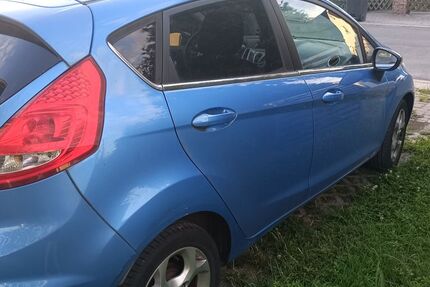 Ford Fiesta 180.000 km 2.000 &euro; Markranstädt 04420