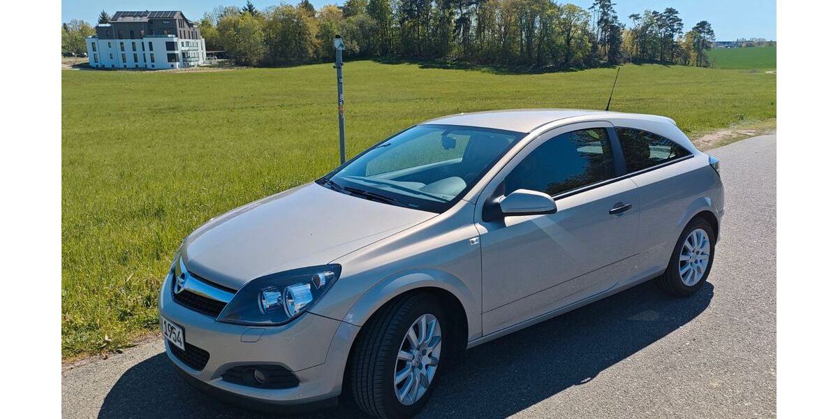 Opel Astra 39.700 km 6.200 &euro; Grimma 04668