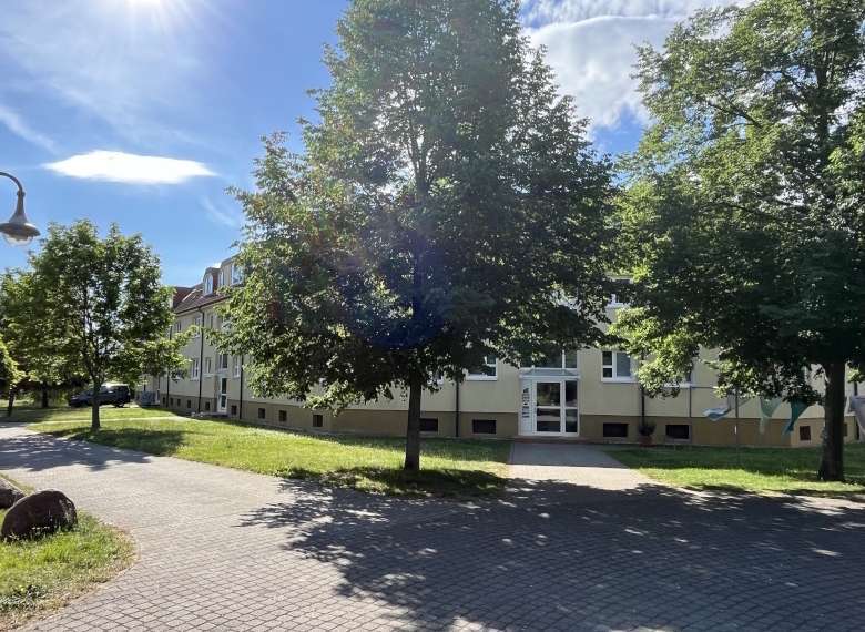 Etagenwohnung Borna Plateka - 2 Zimmer, 43 m&sup2;, 290&euro; | Angebot:26890671