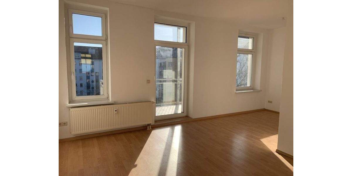 Alles was das Herz begehrt* Süd-Balkon* Wannenbad* sep. Küche* 4 Zimmer im Zentrum-Süd 4 zimmer