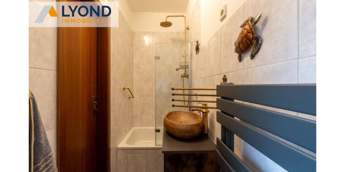 Etagenwohnung, Modernisierte 2,5-Zimmer-Wohnung mit guter Anbindung 2 zimmer