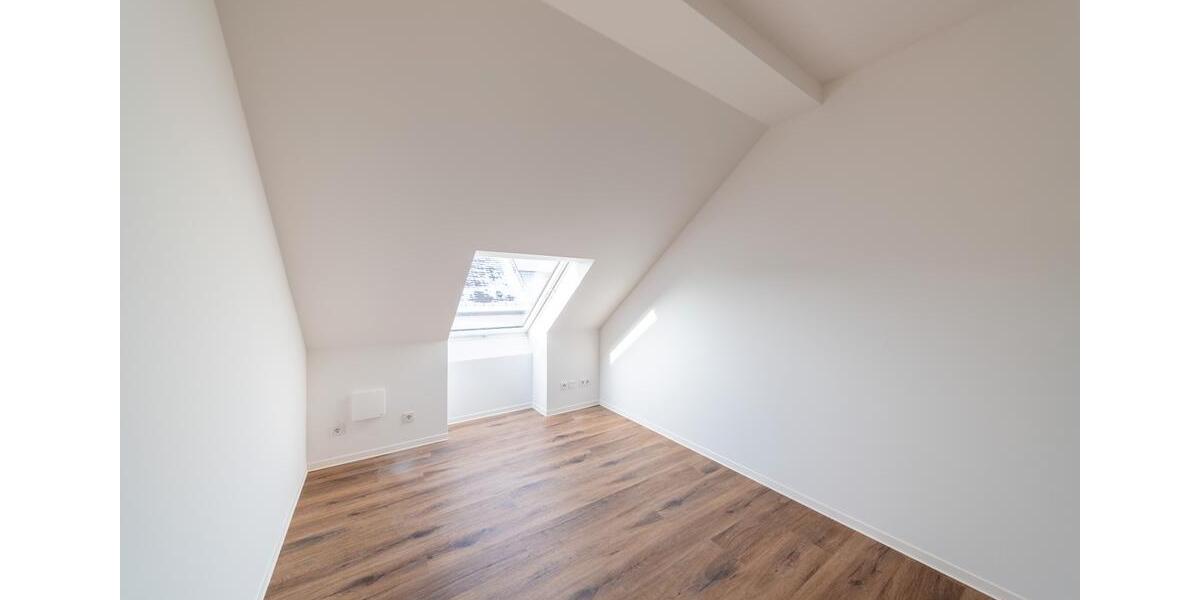 Dachgeschoßwohnung Leipzig Nordost - 3 Zimmer, 87 m&sup2;, 1.155&euro; | Angebot:25306532