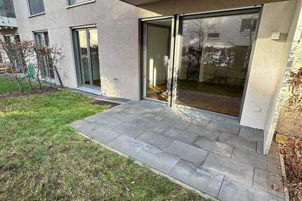 Hochwertige 2-Raumwohnung mit eigenem Gartenanteil 2 zimmer