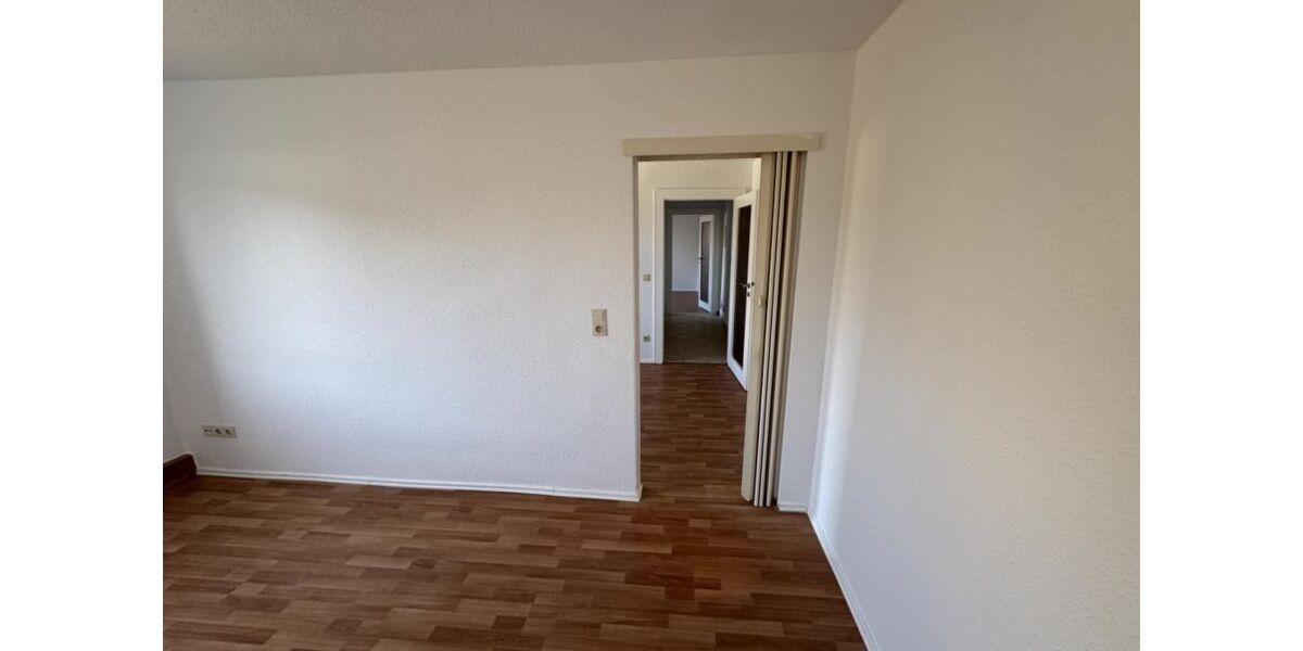 Provisionsfrei* Bezugsfrei: Wohnung in 04442 Zwenkau, Nähe See, zu verkaufen - 3- Zwenkau | Angebot:25239523