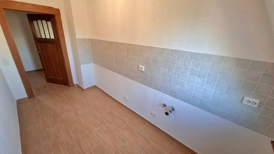 Dachgeschoßwohnung Leipzig Nordwest - 4 Zimmer, 90 m&sup2;, 999&euro; | Angebot:26678723