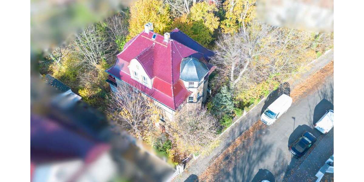 Haus zum Kaufen in Markkleeberg 1.690.000 € 265 m² 10 zimmer