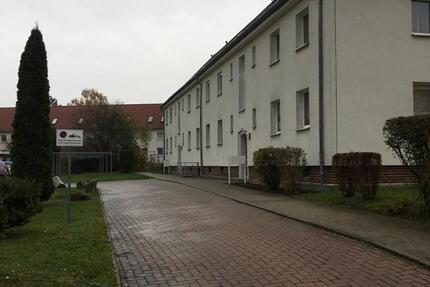 Wohnung Zwenkau - 3 Zimmer, 60 m&sup2;, 460&euro; | Angebot:26263472