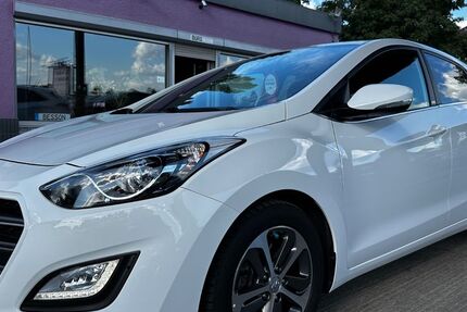 Hyundai i30 112.151 km 13.480 &euro; Kabelsketal OT Gröbers 06184