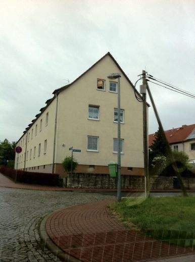 Etagenwohnung Schkopau - 3 Zimmer, 71 m&sup2;, 130.000&euro; | Angebot:26433802