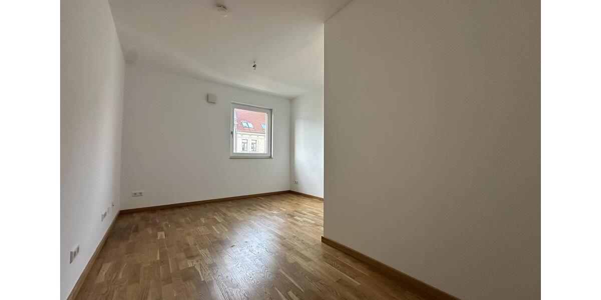 Moderne 5-Zimmer-Wohnung mit Balkon und EBK in Plagwitz 5 zimmer