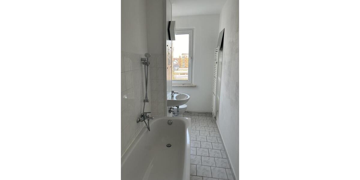 Etagenwohnung Bad Dürrenberg - 1 Zimmer, 32 m&sup2;, 223&euro; | Angebot:25282183