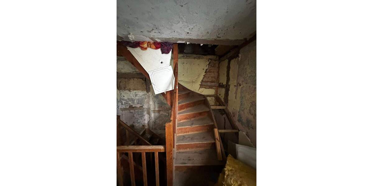 Einfamilienhaus Bad Dürrenberg Oebles-Schlechtewitz - 5 Zimmer, 110 m&sup2;, 30.000&euro; | Angebot:25771900