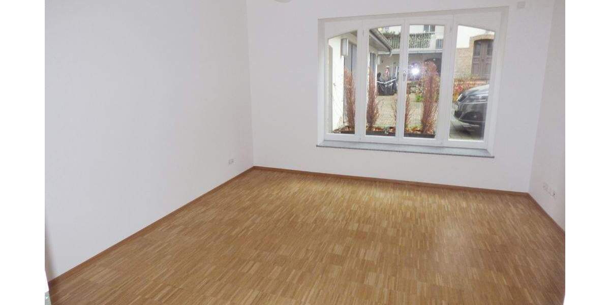 Etagenwohnung Leipzig Südvorstadt - 5 Zimmer, 212 m&sup2;, 2.332&euro; | Angebot:26474731