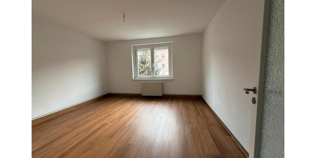 Erdgeschoßwohnung Hohenmölsen - 3 Zimmer, 59 m&sup2;, 700&euro; | Angebot:24626963