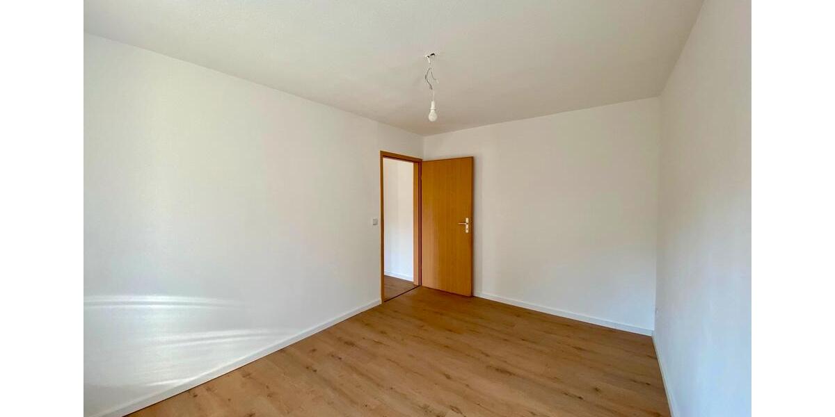 Hochparterre Zwenkau - 3 Zimmer, 65 m&sup2;, 560&euro; | Angebot:25613130