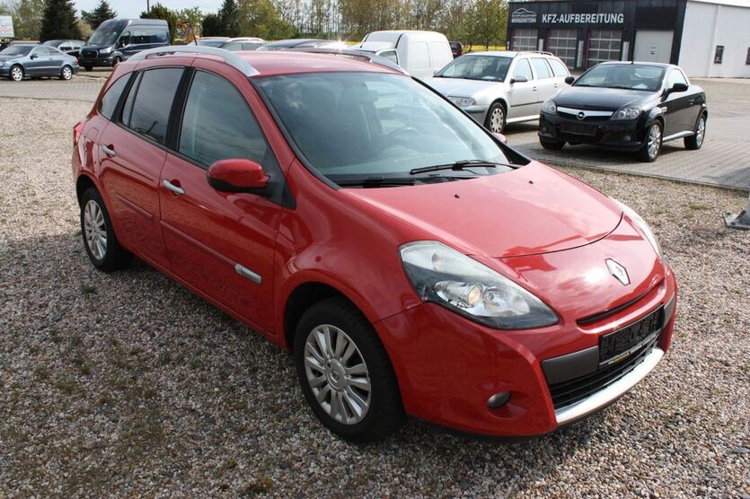 Renault Clio 187.500 km 2.900 € Wurzen OT Kornhain 04808