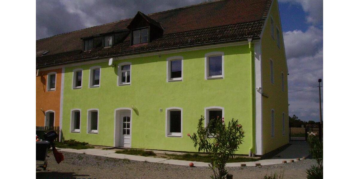 Etagenwohnung Hohenmölsen - 2 Zimmer, 54 m&sup2;, 350&euro; | Angebot:24181887