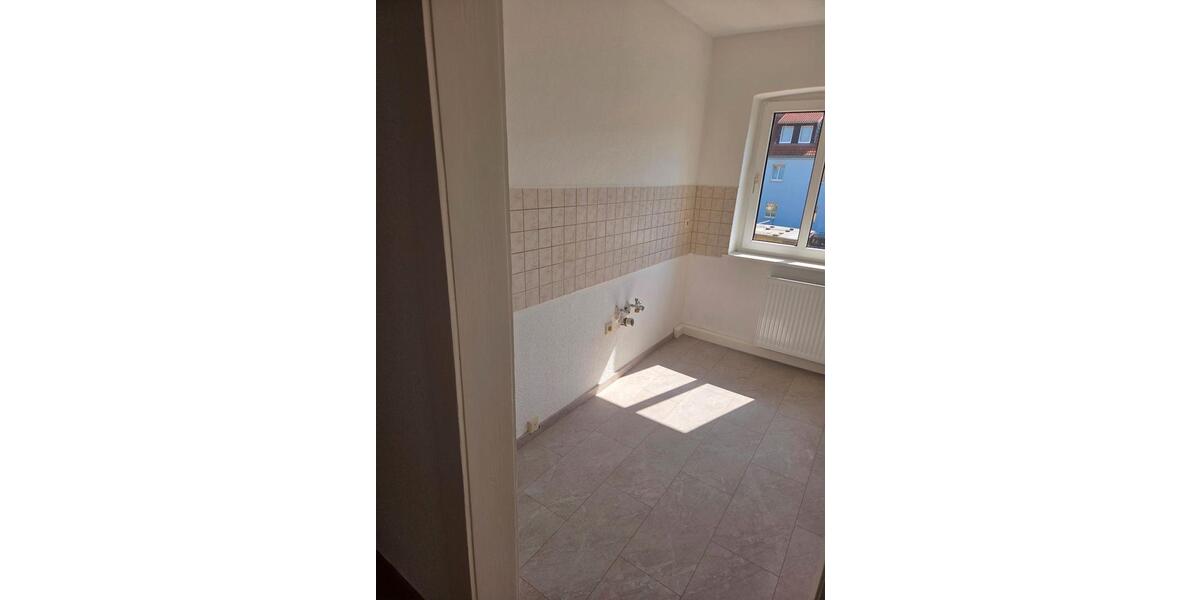 Etagenwohnung Böhlen - 4 Zimmer, 59 m&sup2;, 90.000&euro; | Angebot:27083982