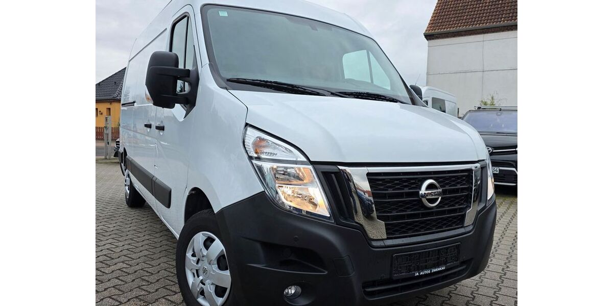 Nissan Interstar 29.600 km 23.799 &euro; Zwenkau 04442