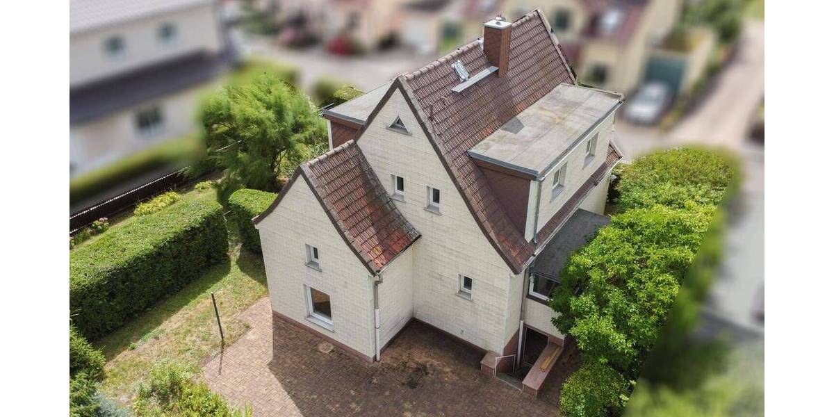 HIER KÖNNEN SIE SICH VERWIRKLICHEN Familiendomizil mit Garten in innerstädtischer Siedlungslage 4 zimmer