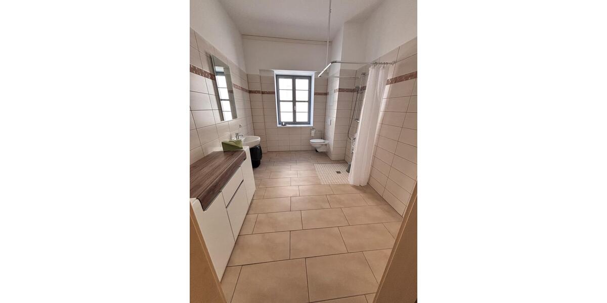 Etagenwohnung Wurzen - 2 Zimmer, 80 m&sup2;, 483&euro; | Angebot:26678309